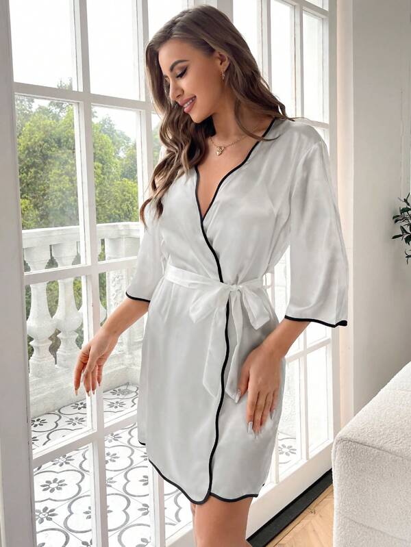 Pyjama Femme Peignoir avec Noeud Lettuce en Satin | CozyCloud