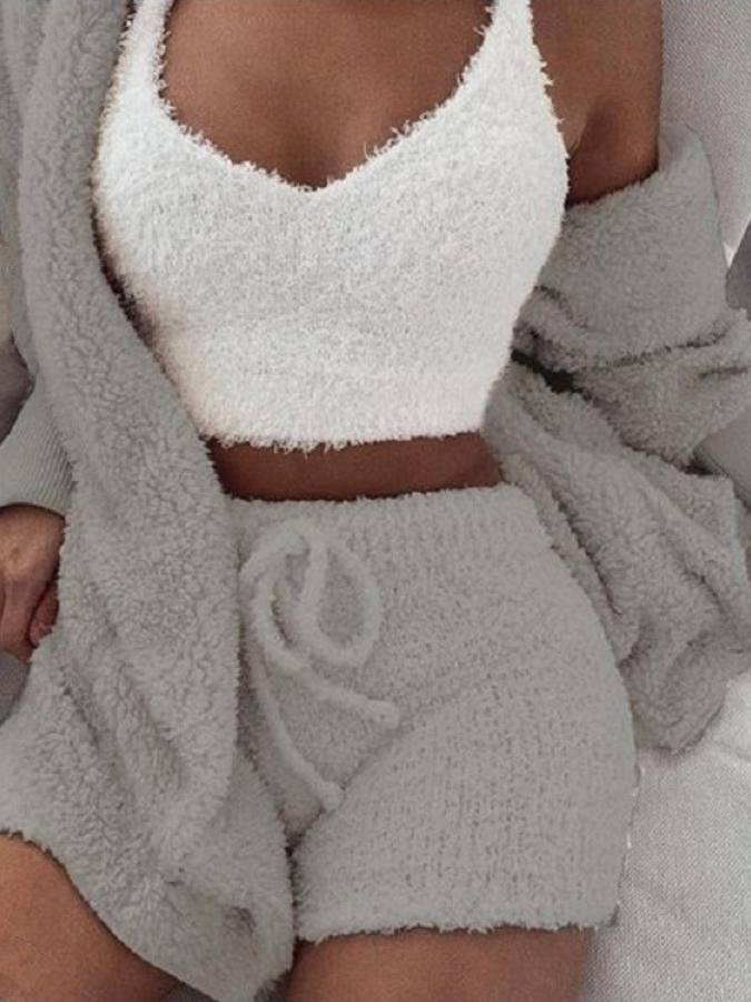 Pyjama Femme Court Shorts + Crop Top + Veste à Capuche Duveteux en Coton | CozyCloud