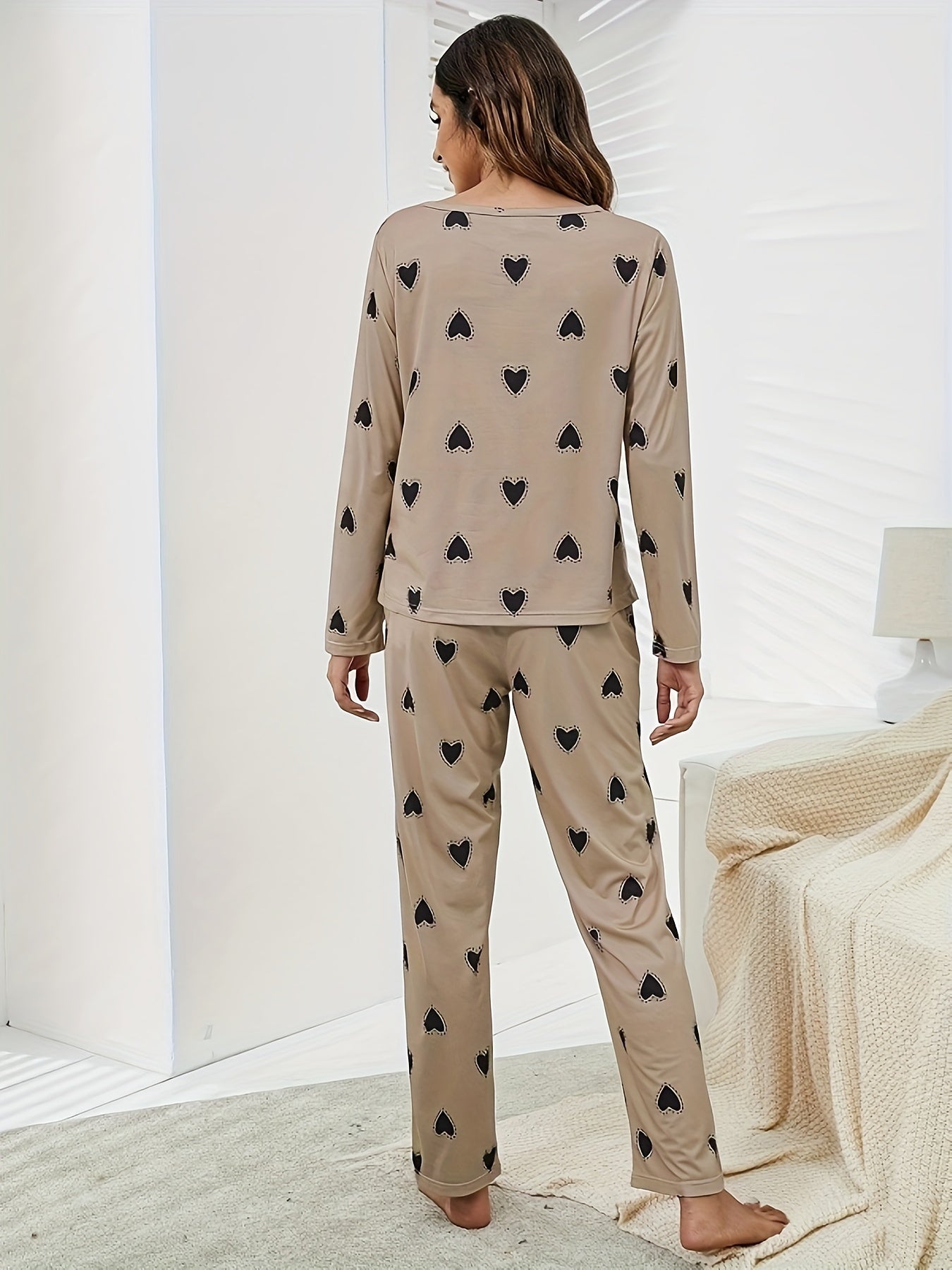 Pyjama Femme Long Pantalon + Chemise à Manches Longues Coeurs en Tissu Élastique | CozyCloud