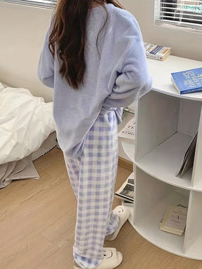 Pyjama Femme Long Pantalon + Blouse à Manches Longues en Peluche CarreauxColoré en Coton | CozyCloud