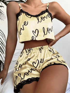 Pyjama Femme Court Shorts + Crop Top Mots en Coton | CozyCloud