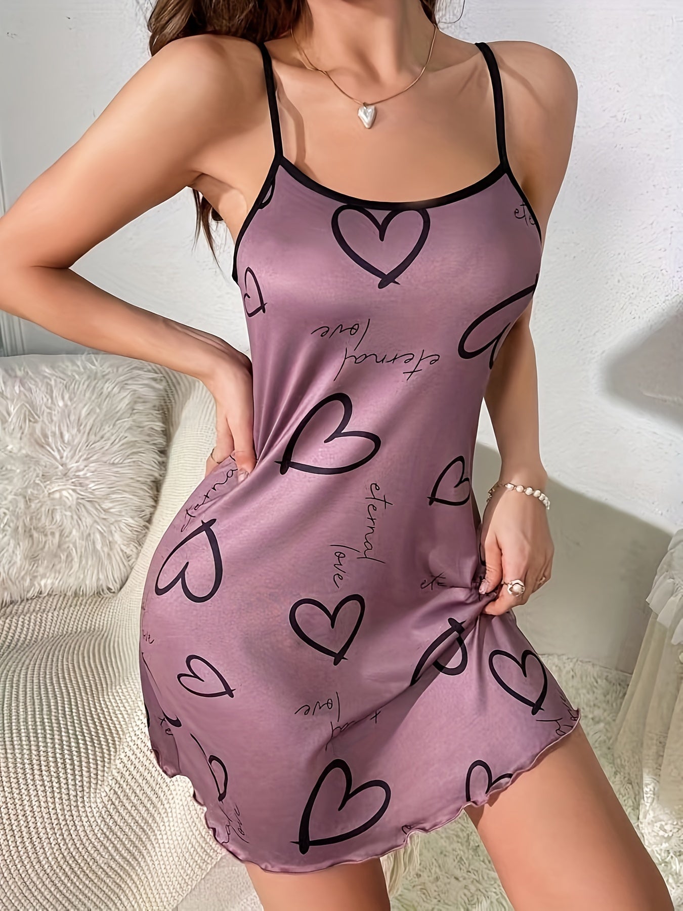 Pyjama Femme Nuisette Amour Éternel en Satin | CozyCloud