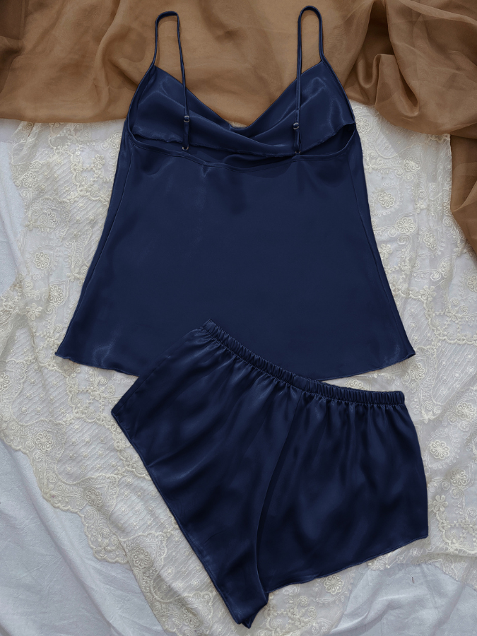 Pyjama Femme Court Shorts + Nuisette DouceConfort en 100% Soie | CozyCloud