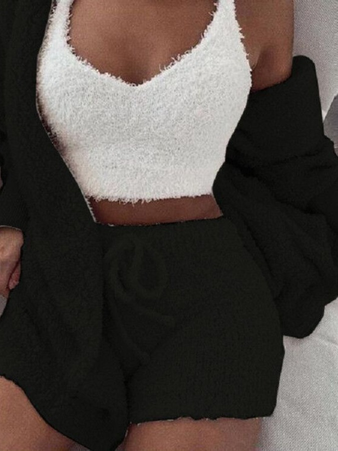 Pyjama Femme Court Shorts + Crop Top + Veste à Capuche Duveteux en Coton | CozyCloud