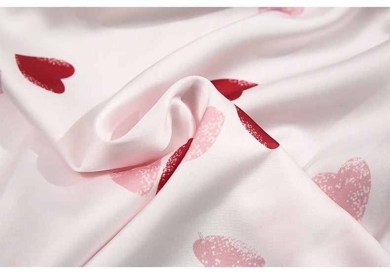 Pyjama Femme Nuisette Dame d'Amour en Satin | CozyCloud