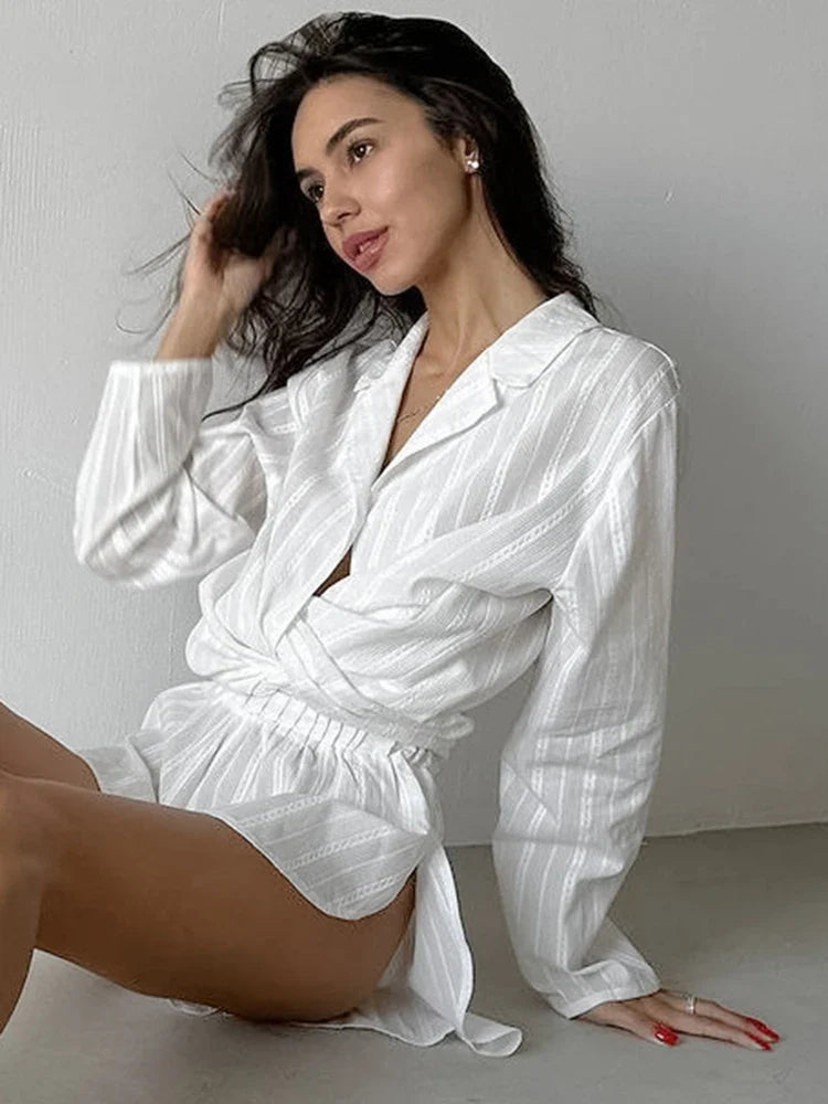 Pyjama Femme Courts Shorts + Chemise à Manches Longues Classe en 100% Coton | CozyCloud