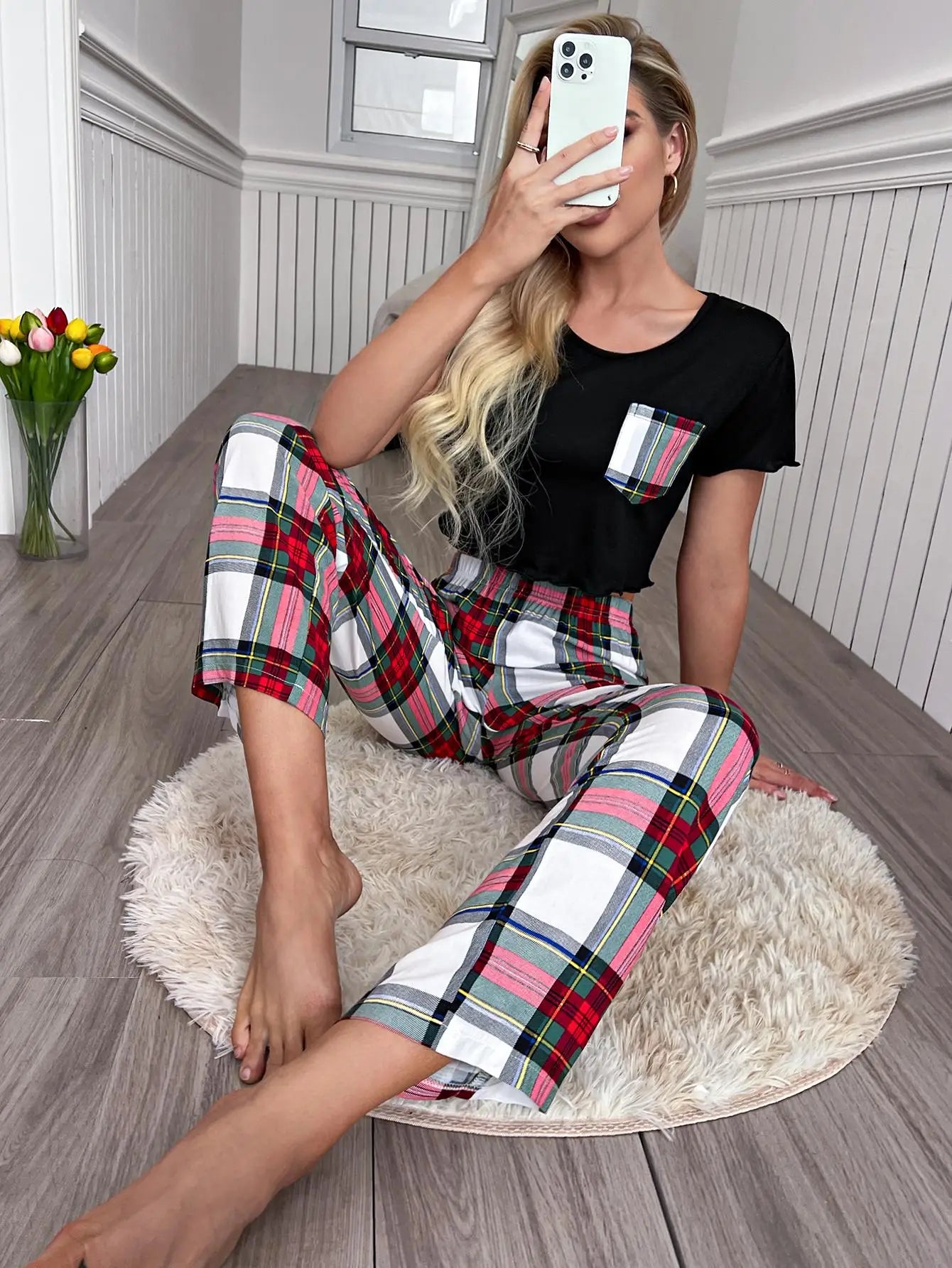 Pyjama Femme Long Pantalon + Crop Top à Manches Courtes Parisian Dream en Viscose | CozyCloud