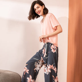 Pyjama Femme Long Pantalon + Chemise à Manches Courtes Rose en Viscose | CozyCloud