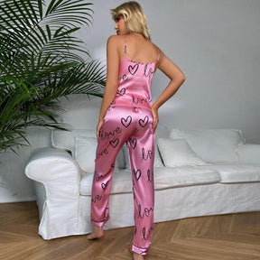 Pyjama Femme Long Pantalon + Débardeur Amour en Satin | CozyCloud