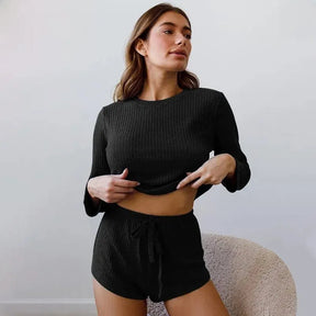 Pyjama Femme Courts Shorts + Crop Top à Manches Longues en Coton | CozyCloud