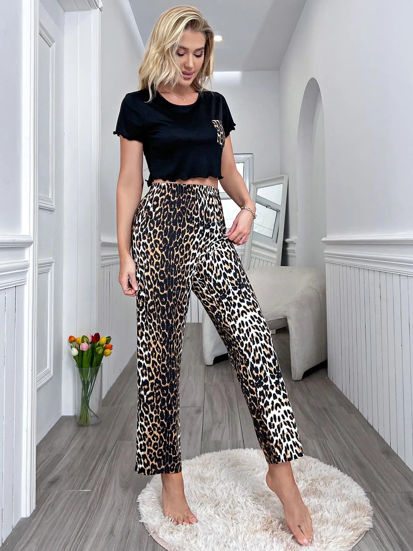 Pyjama Femme Long Pantalon + Chemise à Manches Courtes Savannah Nights en Viscose | CozyCloud