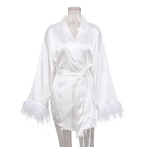 Pyjama Femme Peignoir avec Noeud Plumes en Satin | CozyCloud