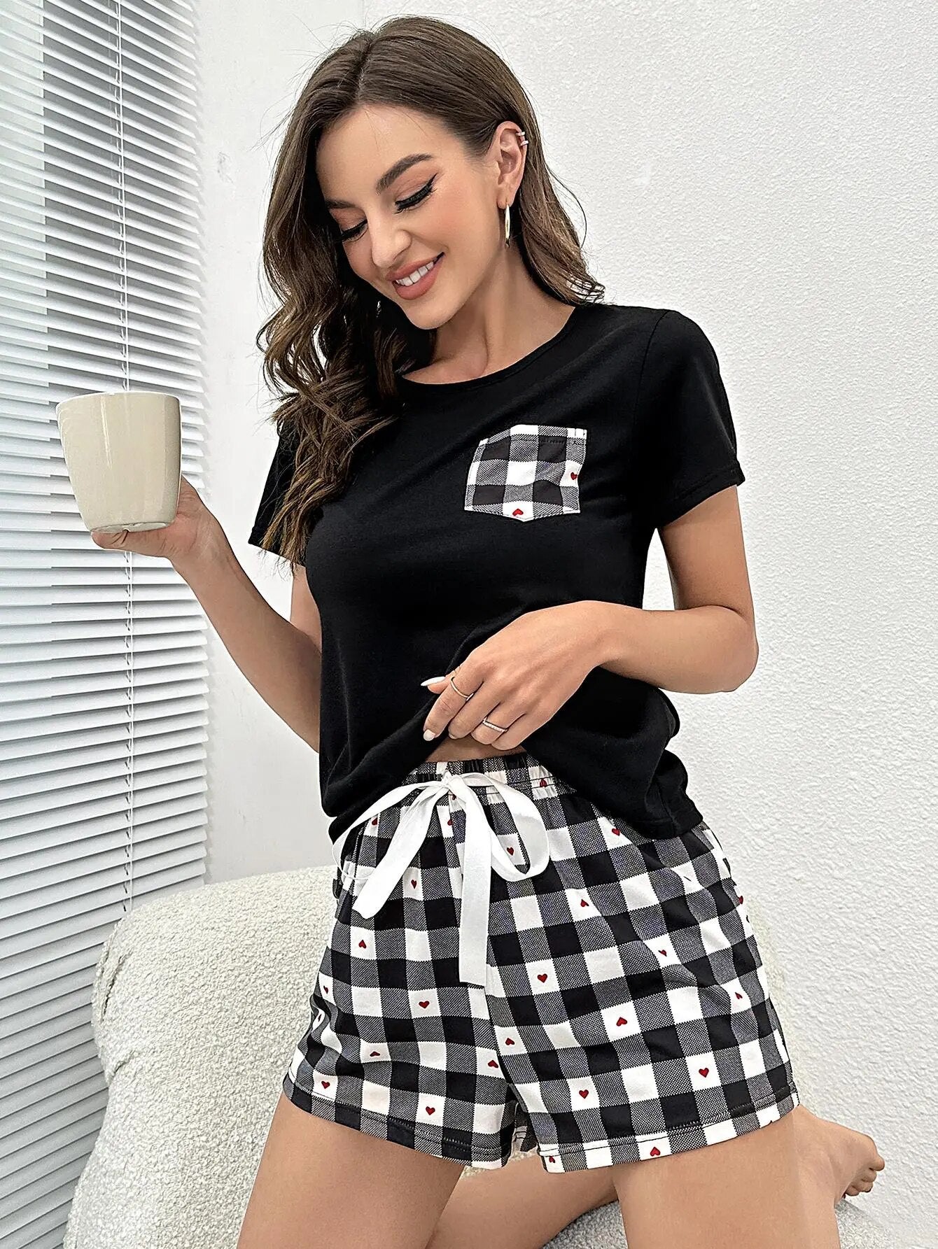 Pyjama Femme Courts Shorts + Chemise Manches Courtes PetitsCœurs en Coton | CozyCloud