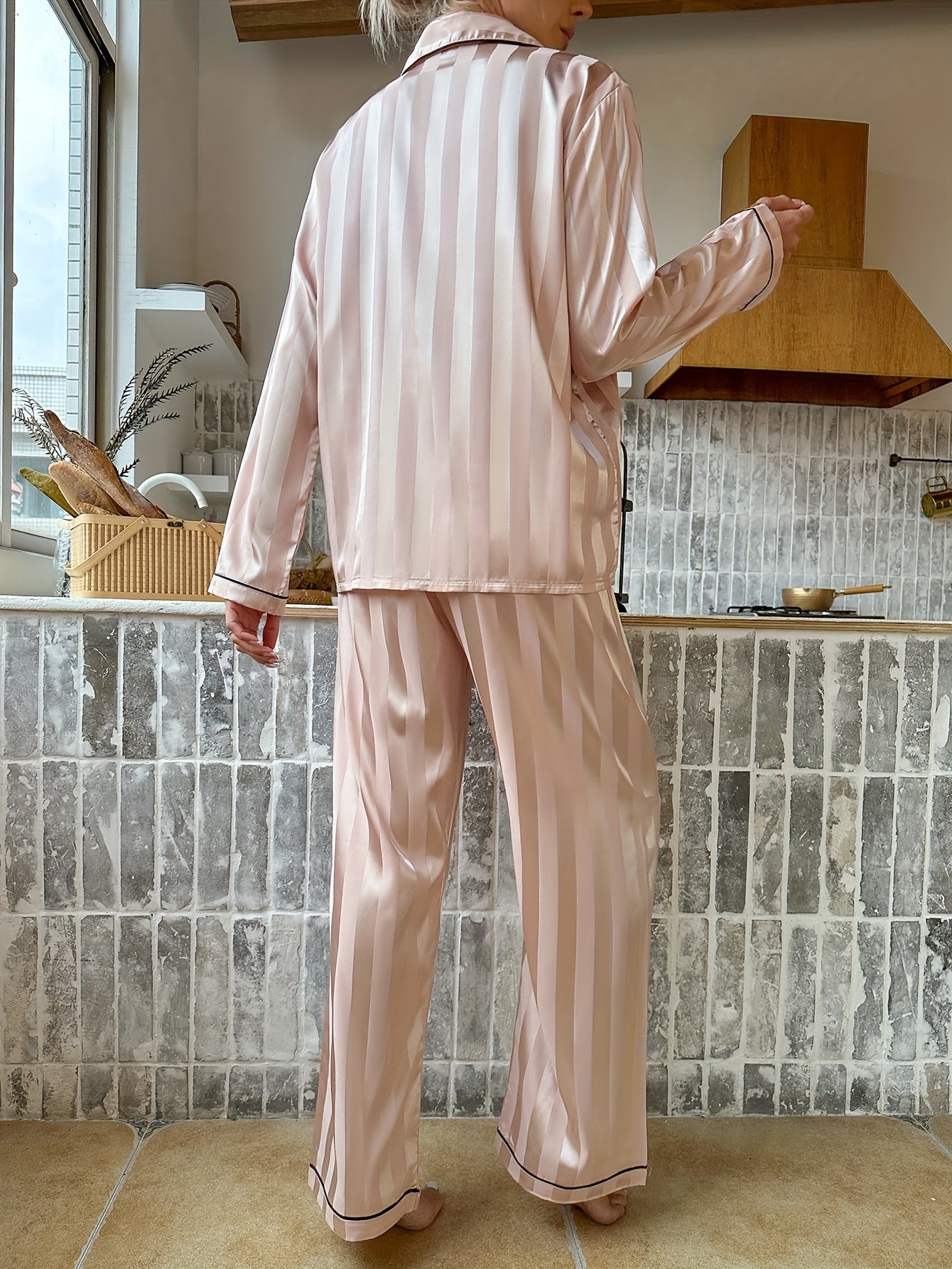 Pyjama Femme Long Pantalon + Chemise Manches Longues Américain B Champagne en Satin | CozyCloud