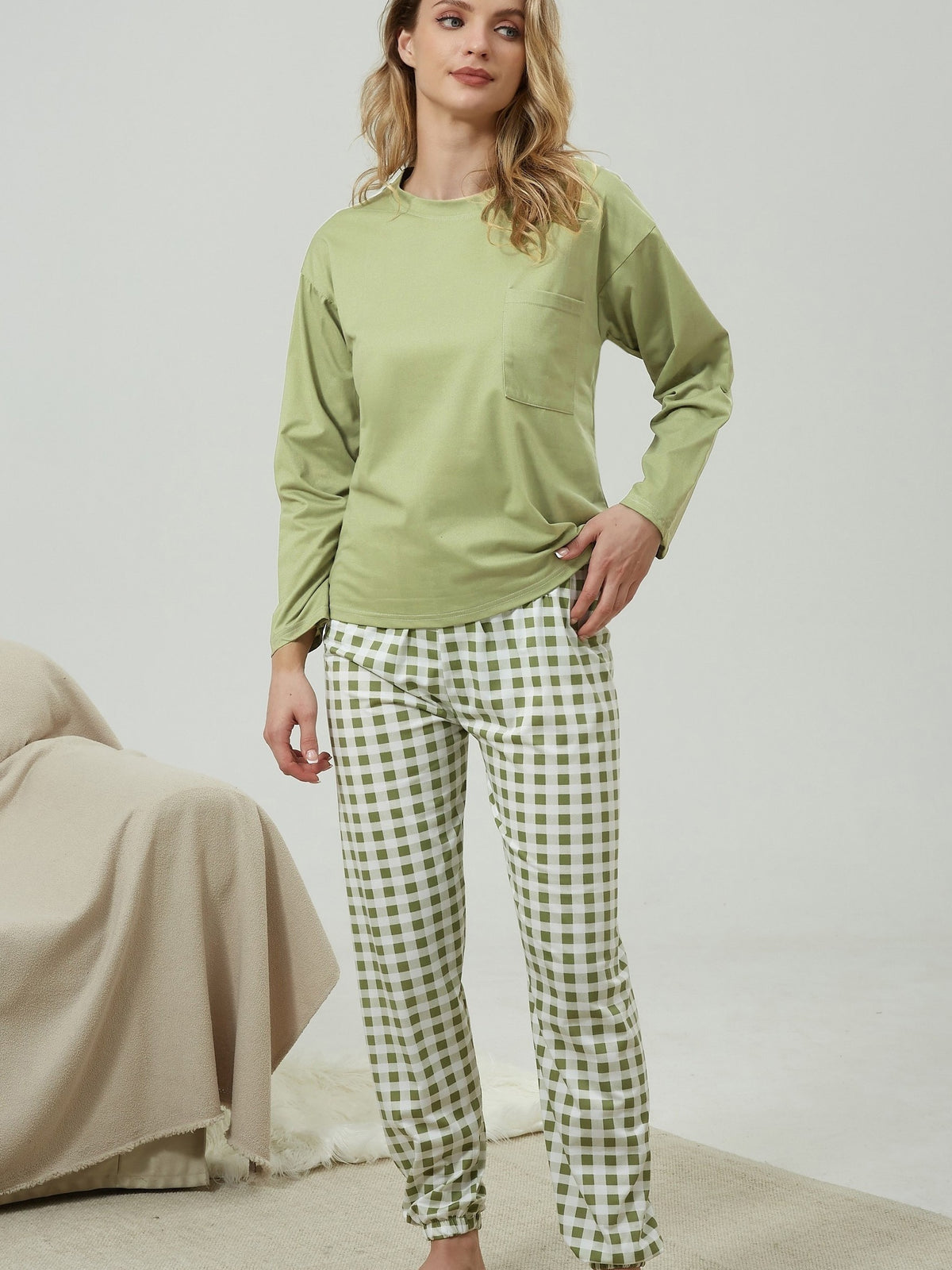 Pyjama Femme Long Pantalon + Chemise à Manches Longues Claire Classe en Coton | CozyCloud