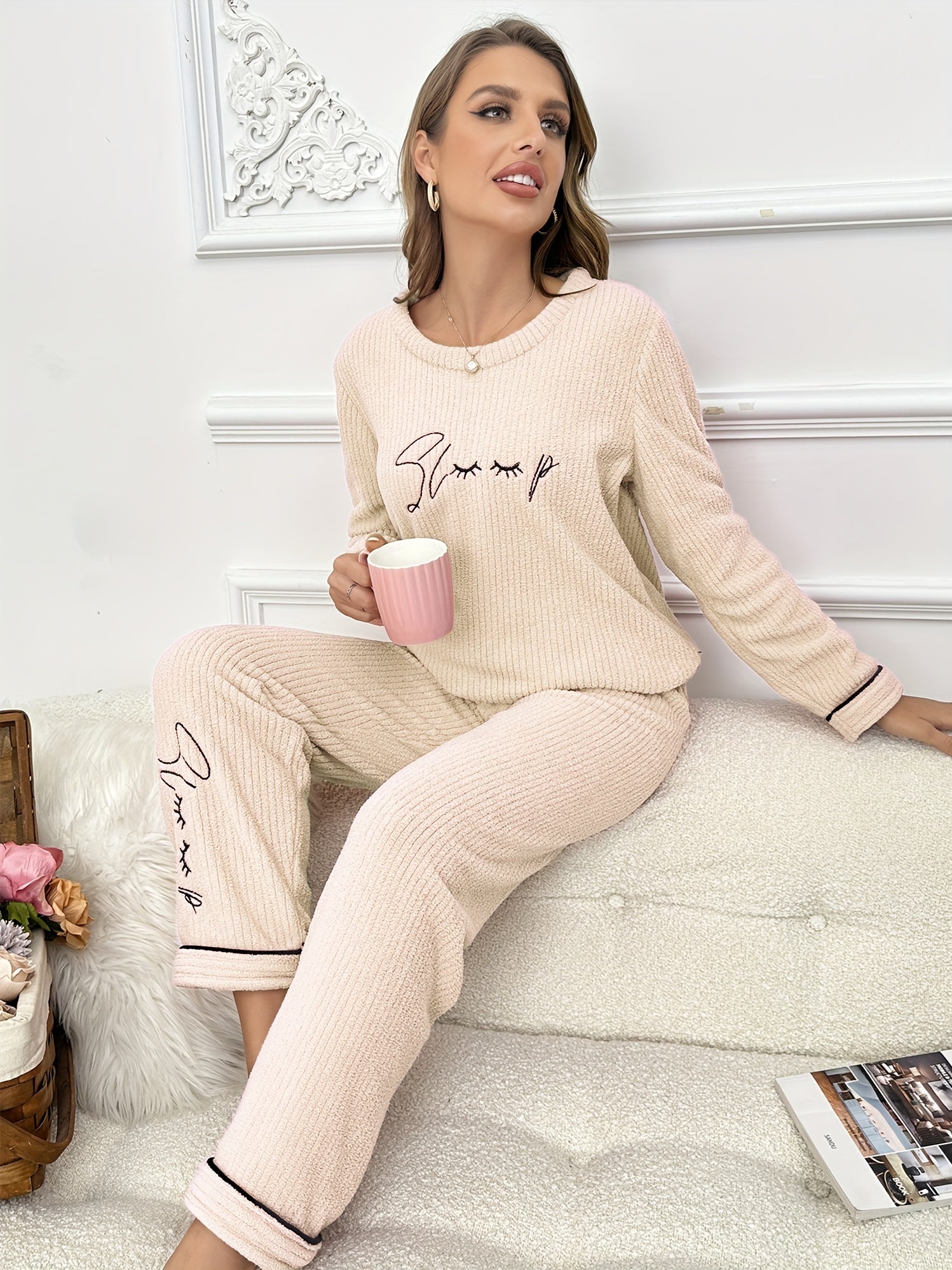 Pyjama Femme Long Pantalon + Blouse à Manches Longues en Peluche Sleep en Coton | CozyCloud