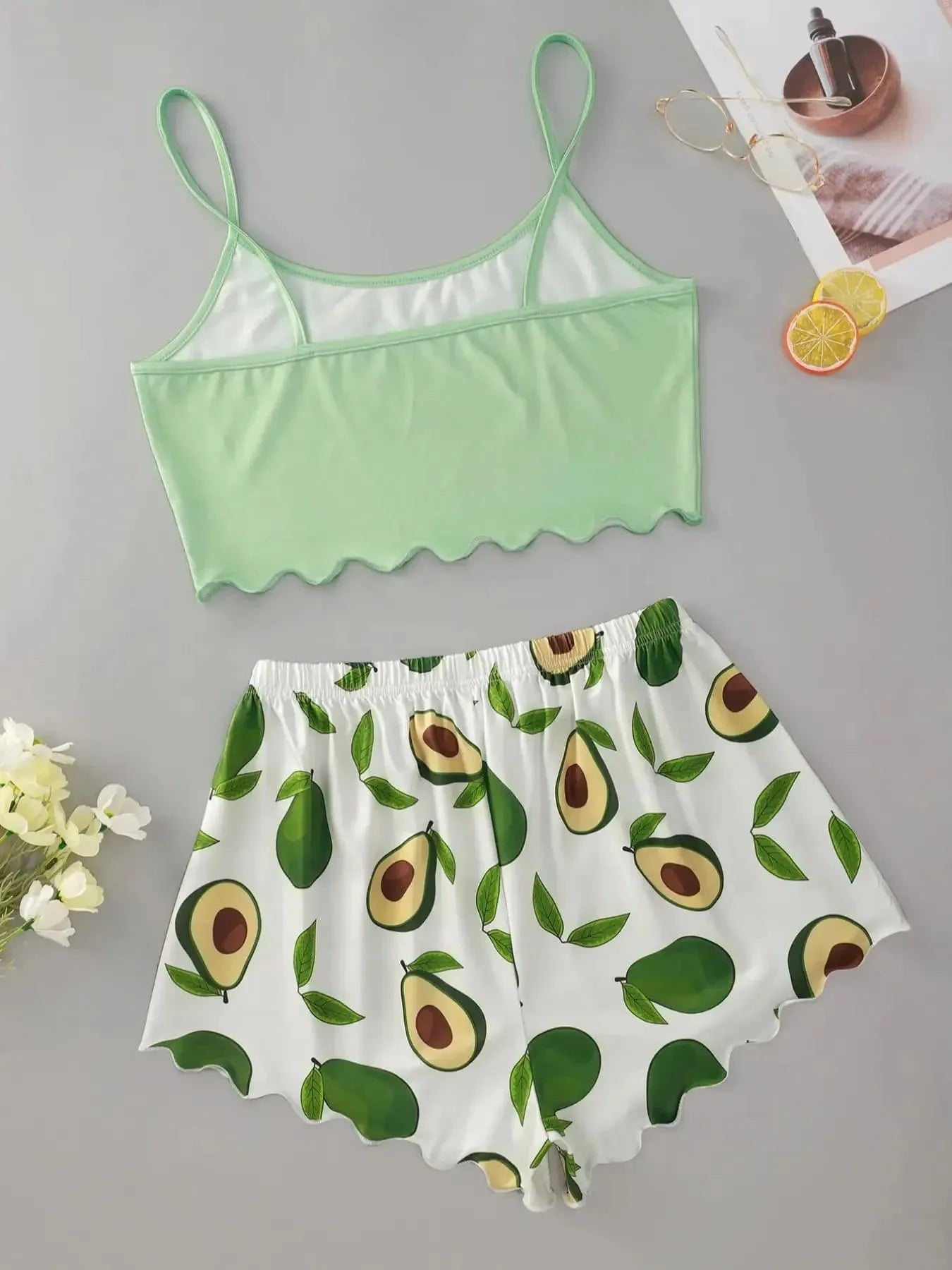 Pyjama Femme Court Shorts + Crop Top Avocat en Coton | CozyCloud