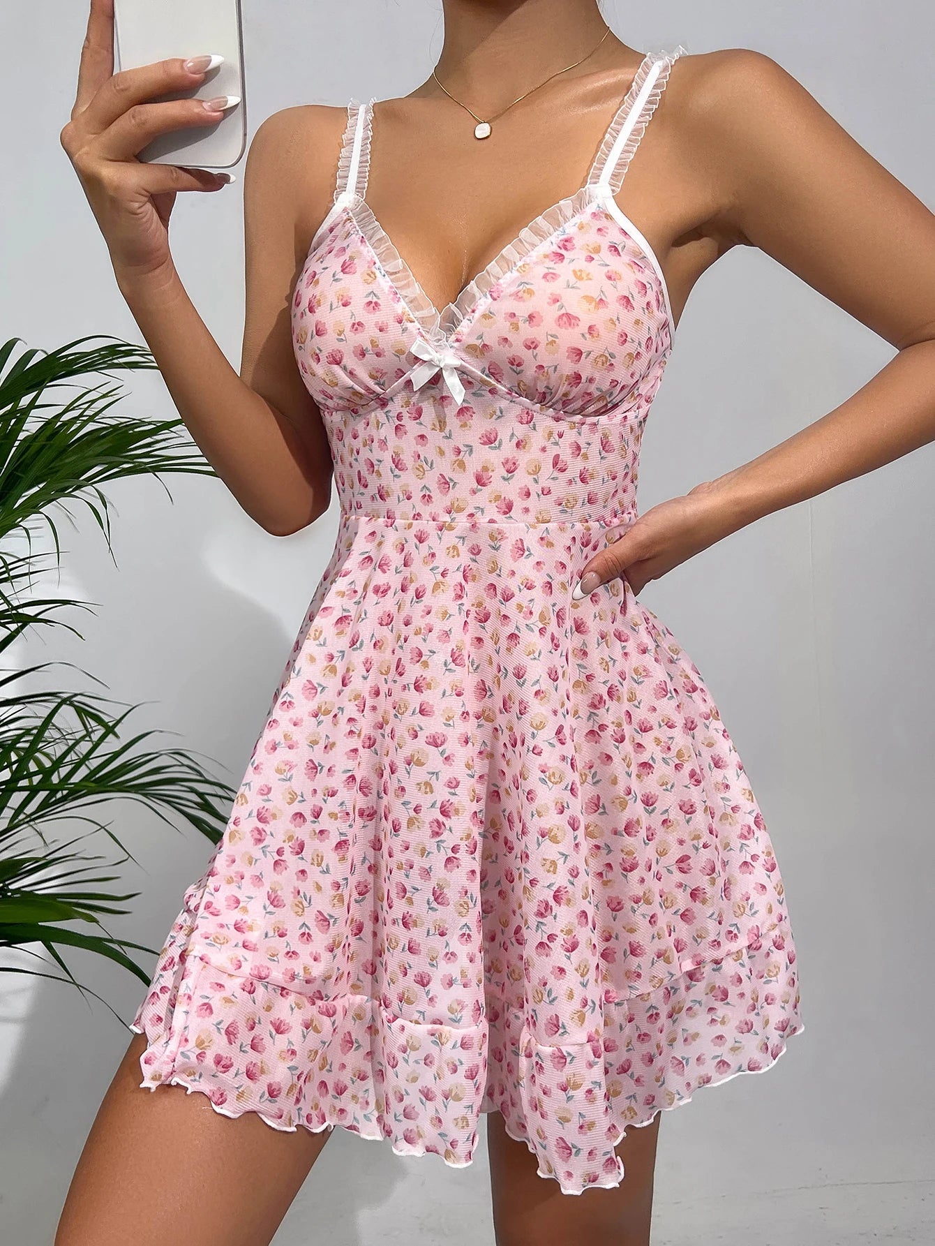 Pyjama Femme Nuisette DoucesFleurs en 100% Satin | CozyCloud