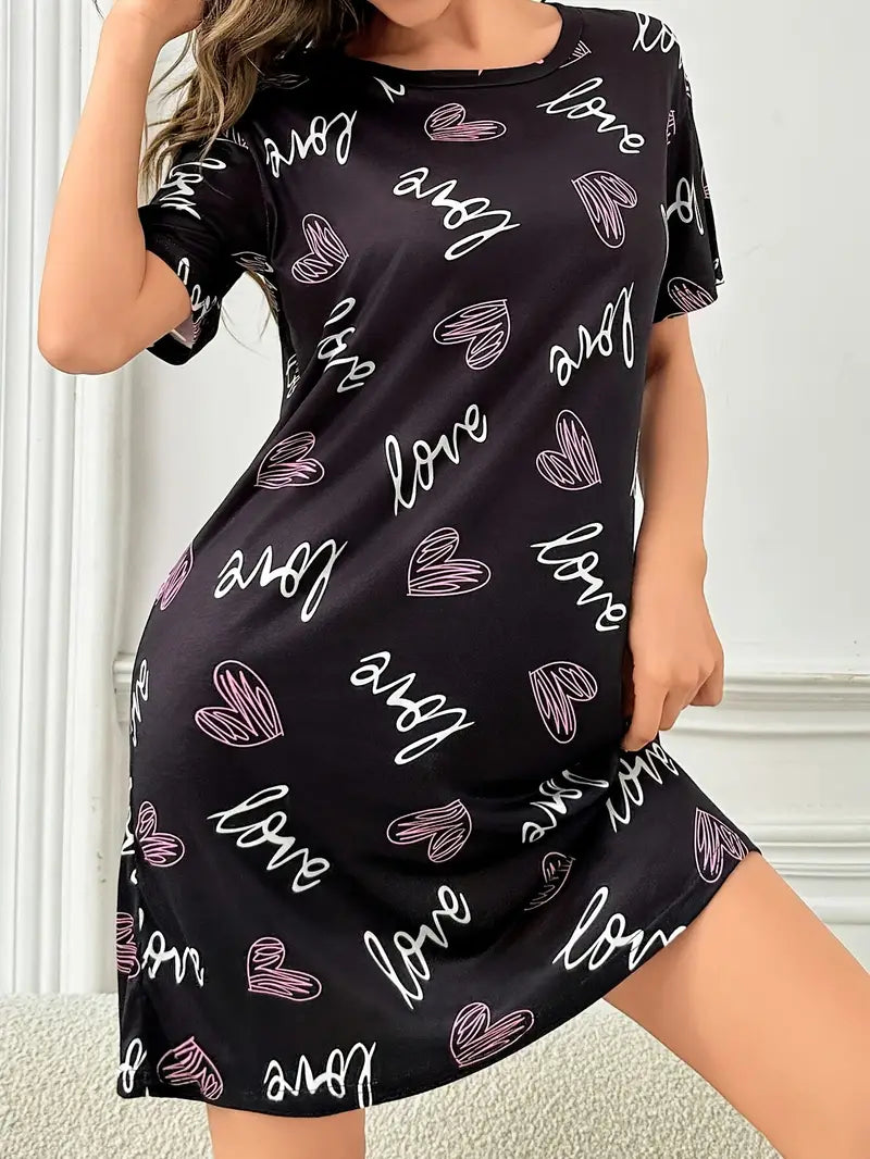 Pyjama Femme Chemise de Nuit Love et Coeurs en Satin | CozyCloud